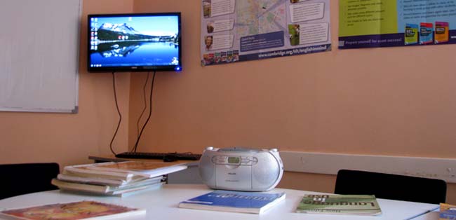 ucionica skole menhetn uzice